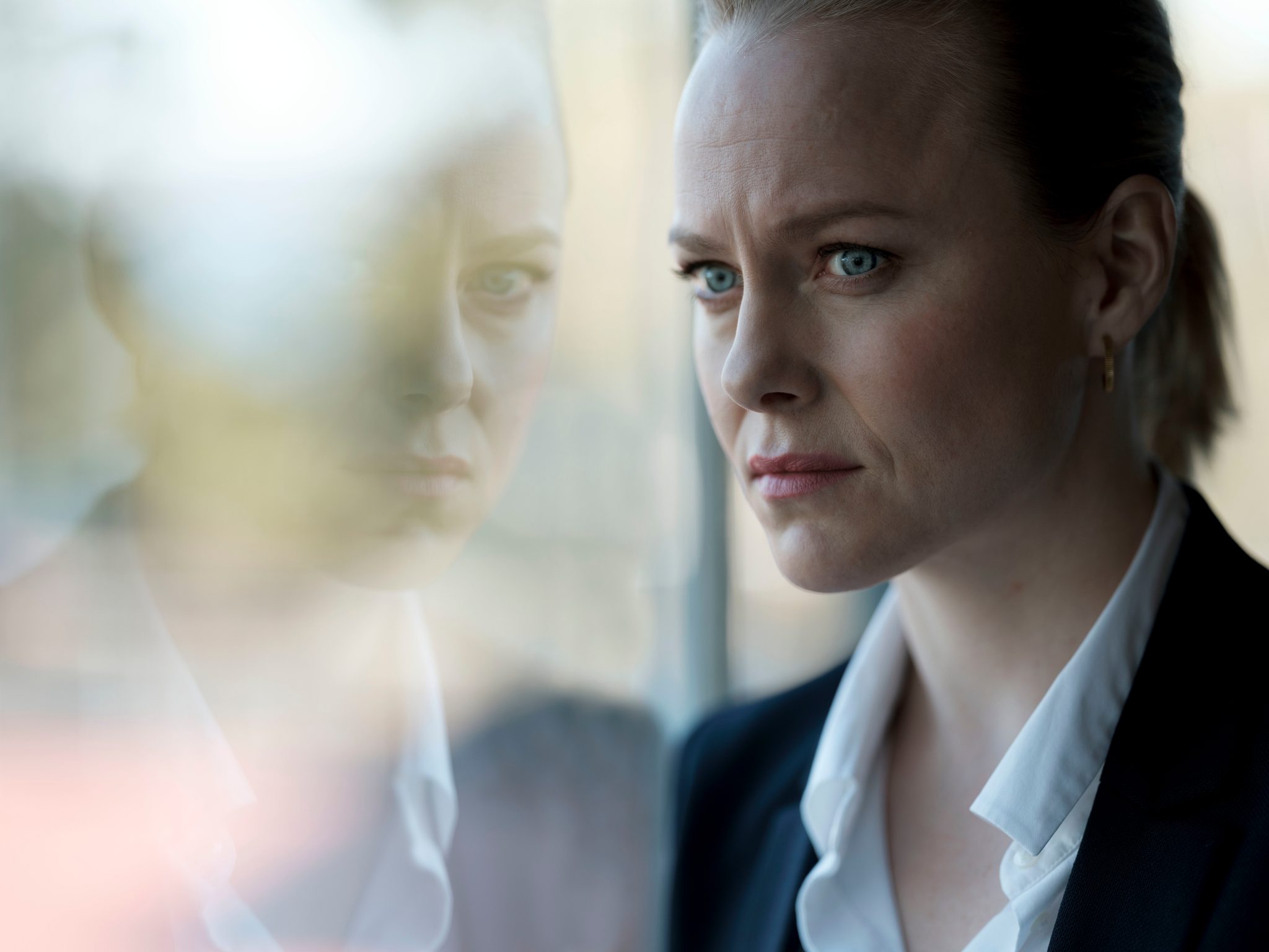 Serieanmeldelse TV 2 med intenst thrillerdrama Heksejakt 730.no
