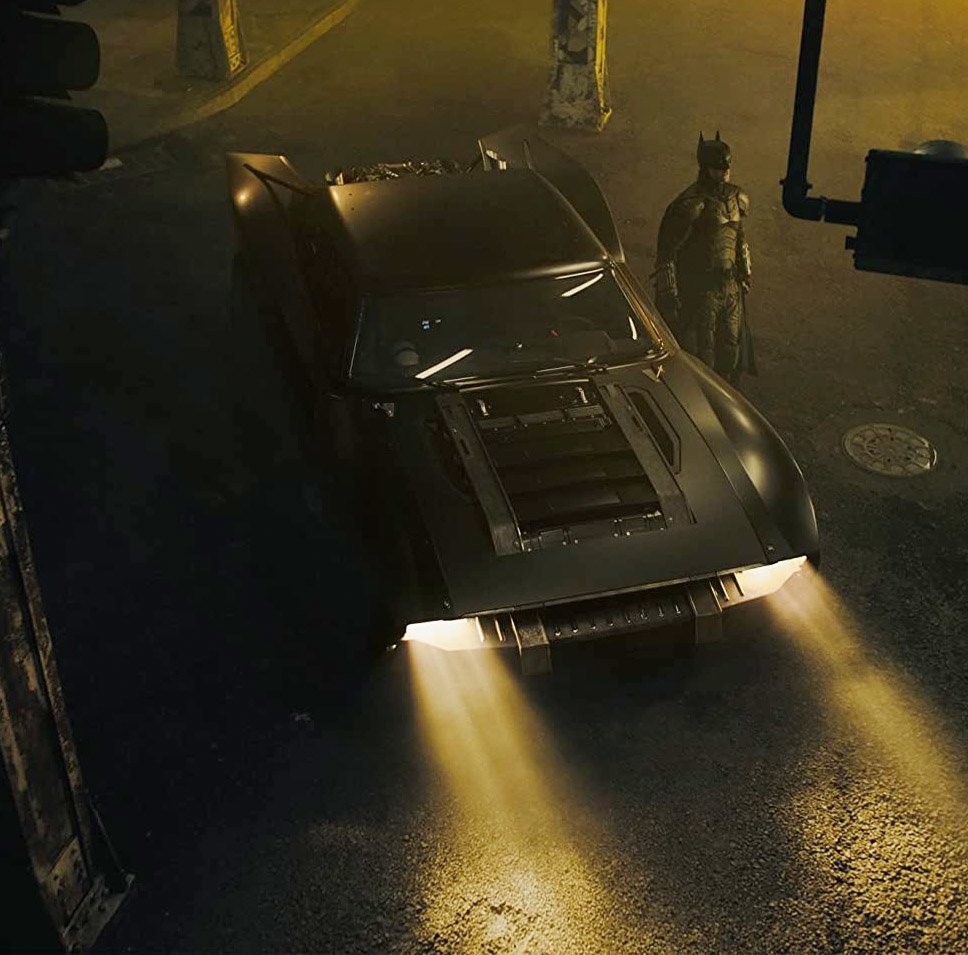 På settet i London: R-Pattz debuterer som Bruce Wayne alias Batman (Warner Bros.) På settet i London: R-Pattz debuterer som Bruce Wayne alias Batman (Warner Bros.)