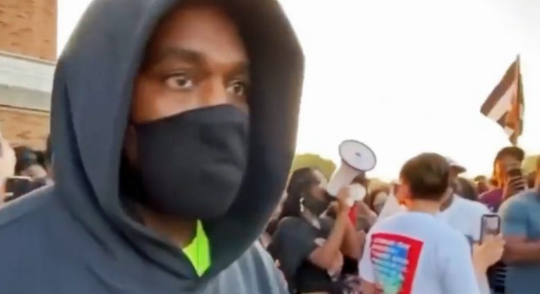 Kanye West i demonstrasjon for Black Lives Matter i Chicago (skjermbilde/Instagram/__bu)