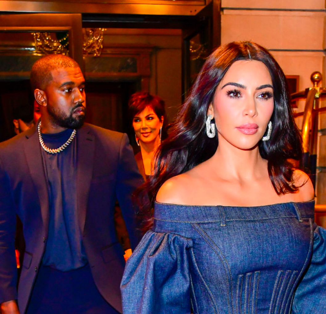 Kanye West, Kris Jenner og Kim Kardashian i New York i november 2019 (Raymond Hall/Getty)