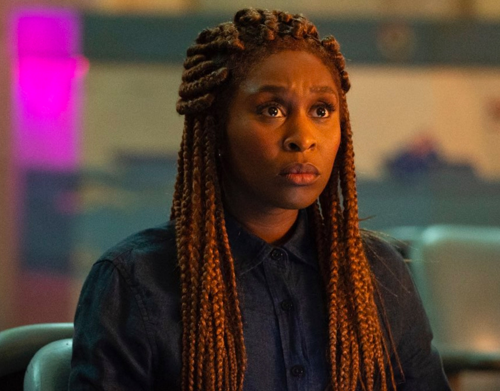 Cynthia Erivo som Holly Gibney i The Outsider (HBO)
