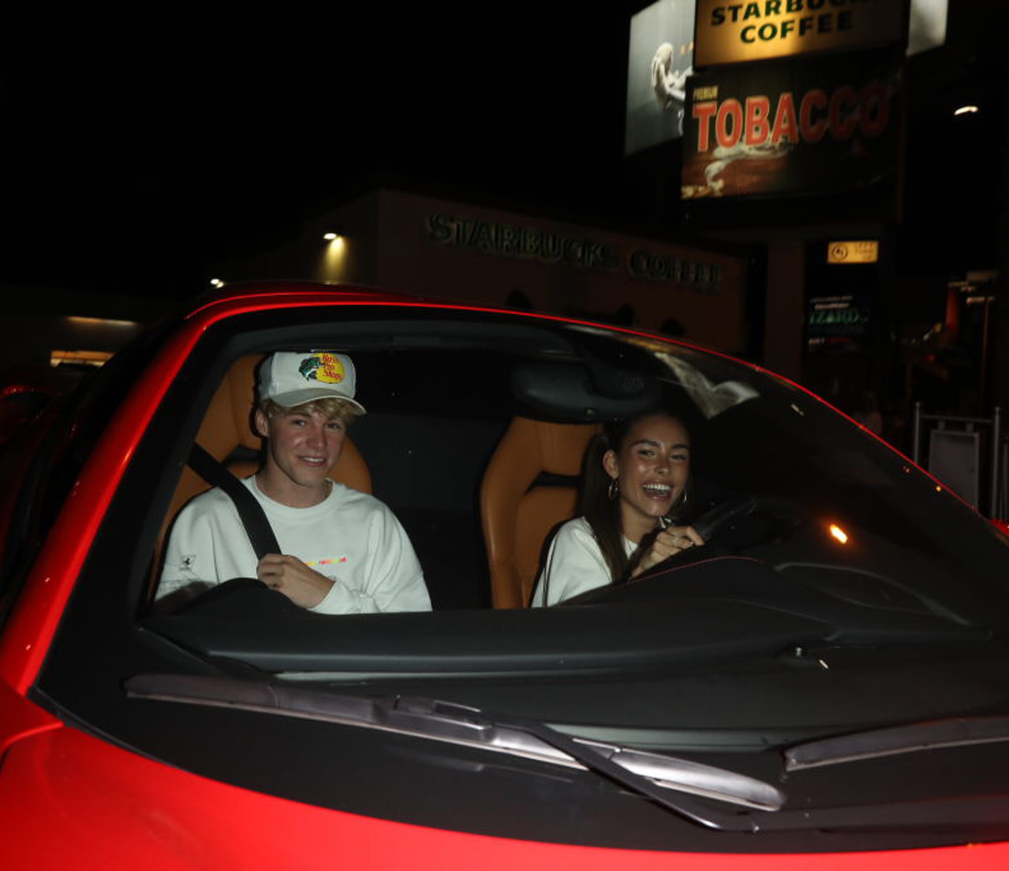 Madison Beer og Nicki Austin i West Hollywood 31. august 2020 (iamkevinwong/MEGA/GC Images)