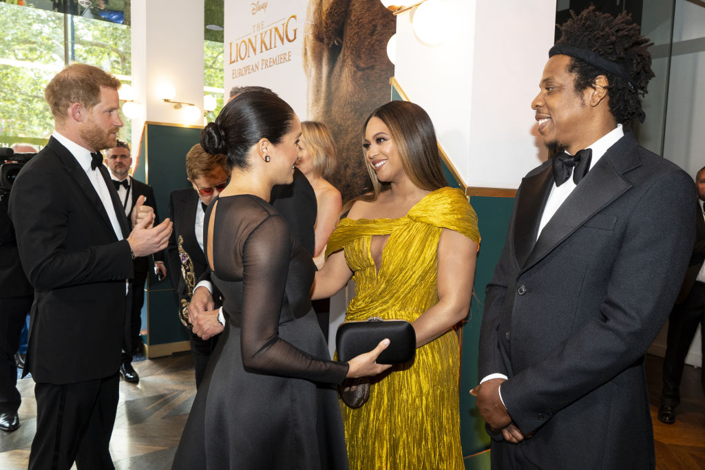Meghan Markle og prins Harry med Beyoncé, JAY-Z og Disney CEO Robert Iger på premieren til The Lion King i London i 2019 (Niklas Halle'n-WPA Pool/Getty)