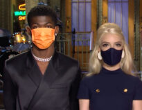 Lil Nas X og Anya Taylor-Joy på Saturday Night Live (NBC)