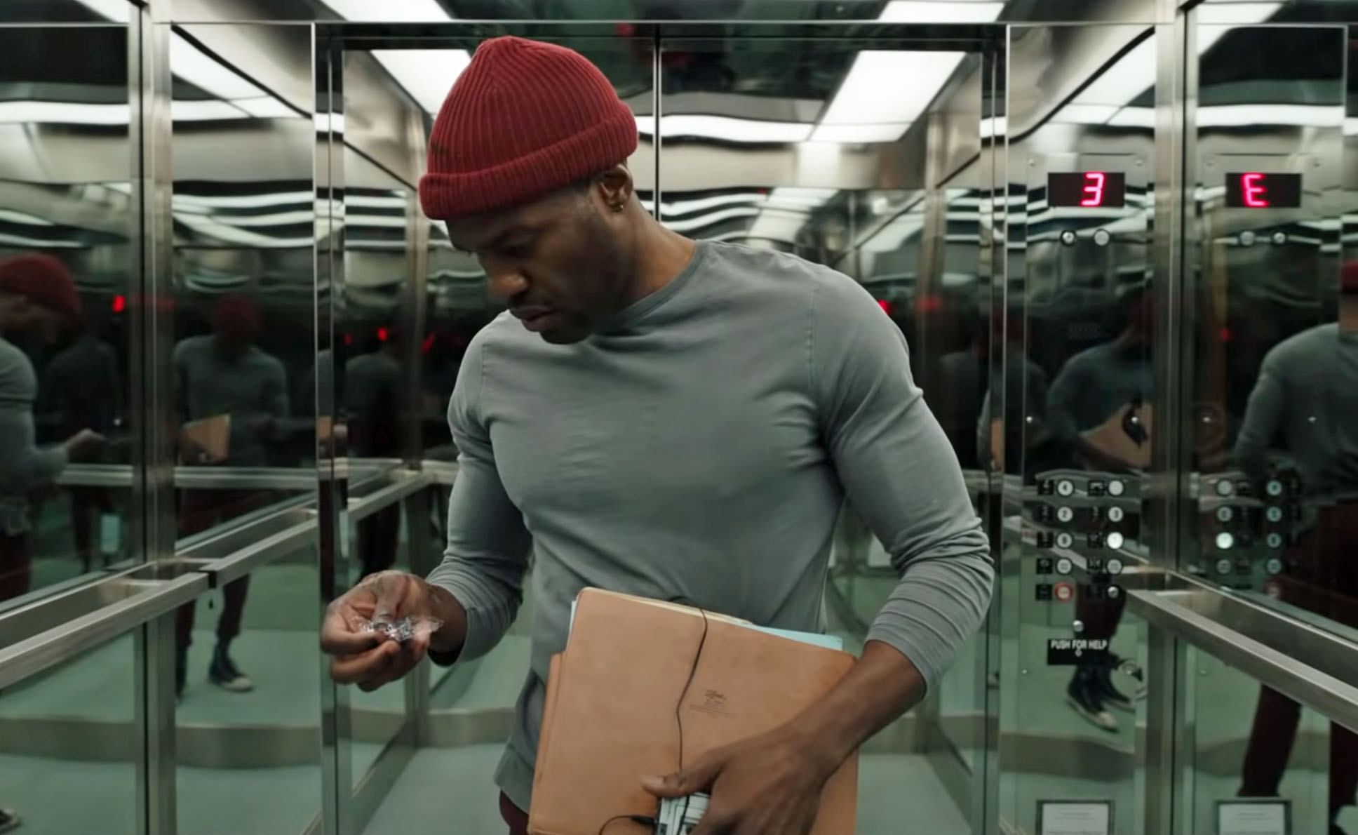 Yahya Abdul-Mateen II som Anthony McCoy i Candyman anno 2020 (Universal Pictures)