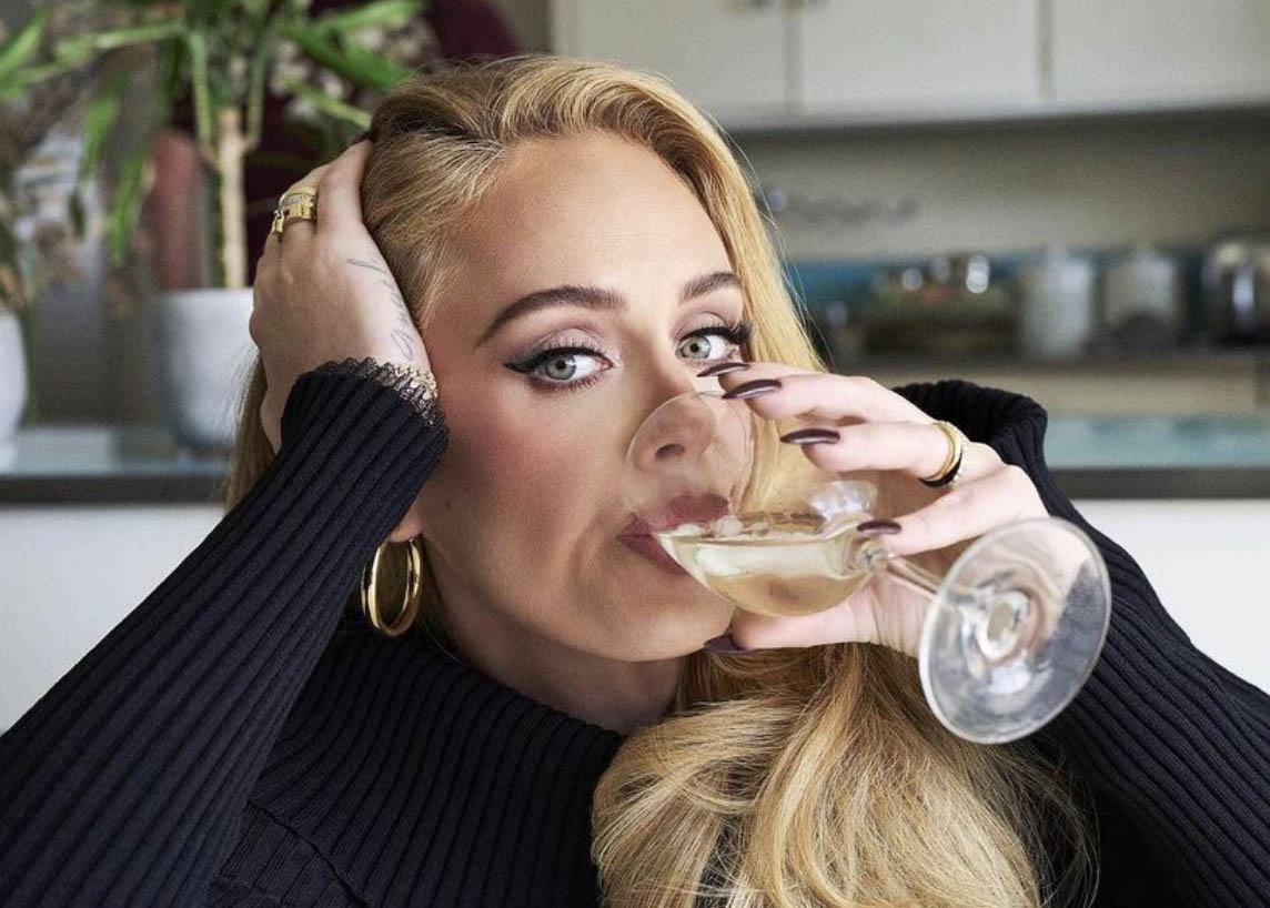 Adele - I Drink Wine - men hun har egt sluttet (Instagram/adele)