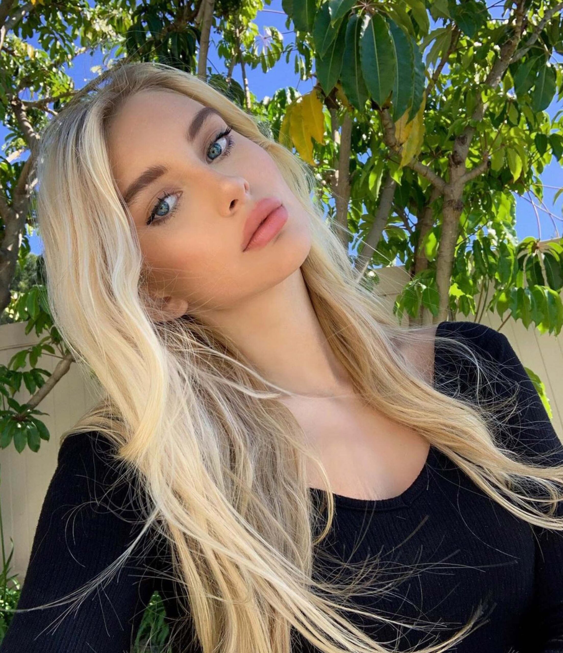 Elizabeth Grace Lindley (Instagram.com/elizabethgracelindley)