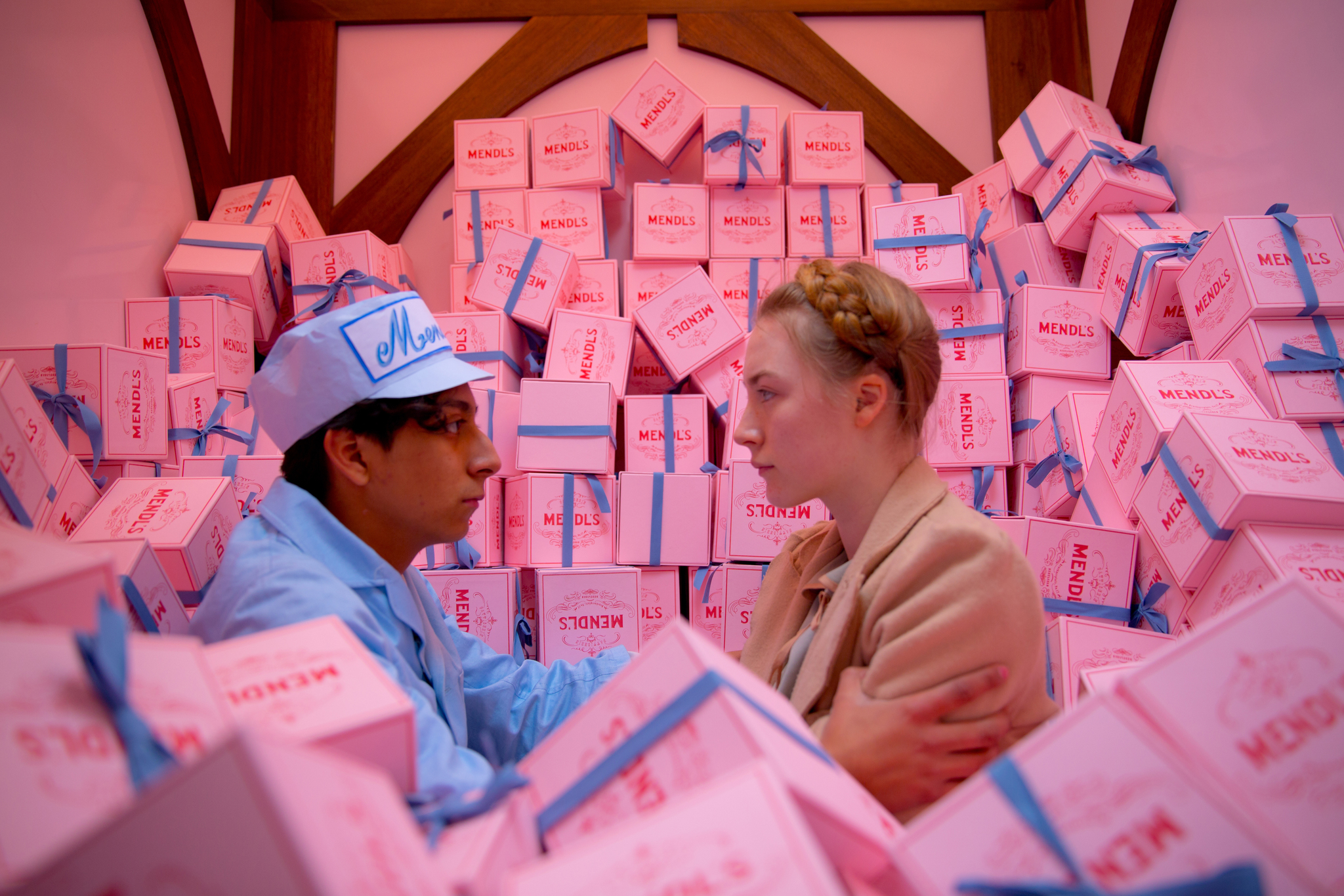 Saoirse Ronan og Tony Revolori i The Grand Budapest Hotel (2014)