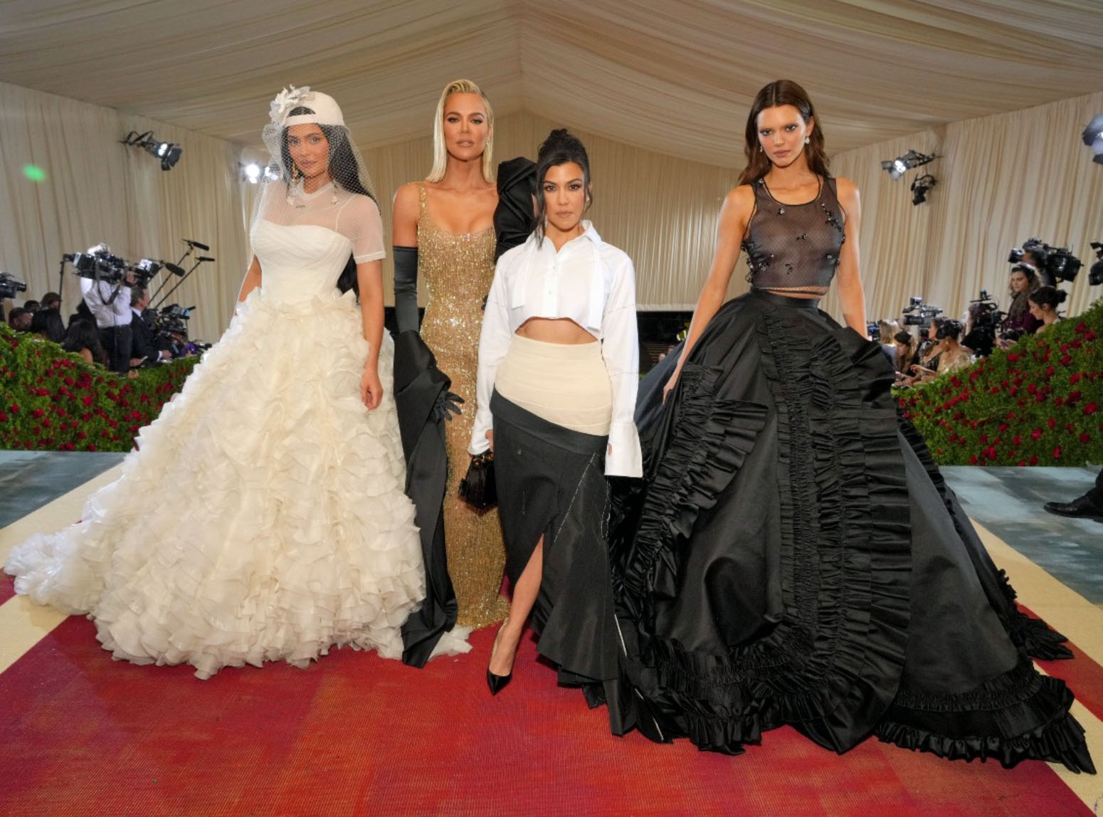 Kylie Jenner Khloé Kardashian Kourtney Kardashian Kendall Jenner Met Gala 2022