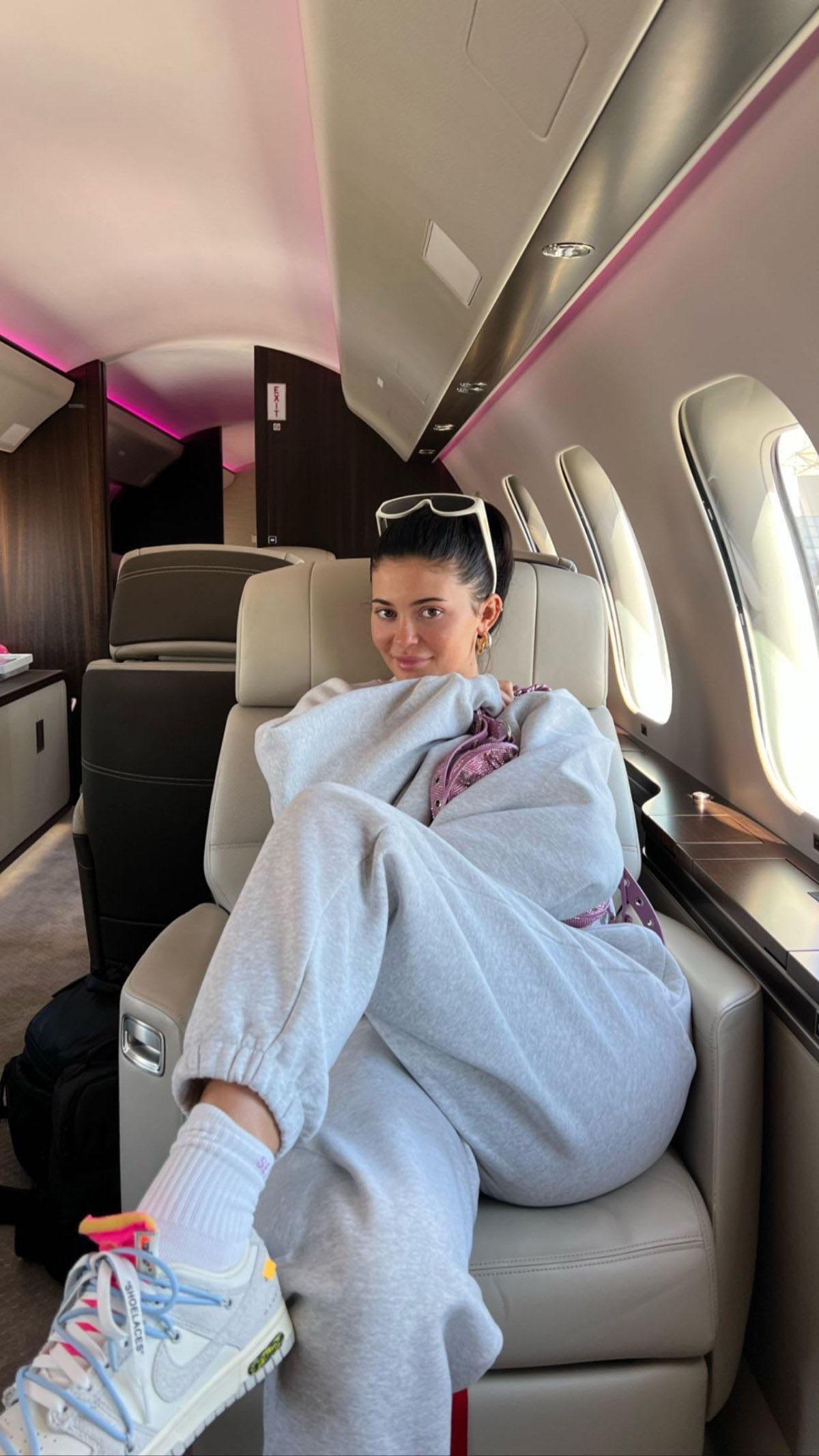 Kylie Jenner 2019 Bombardier Global Express BD-700 jet climate criminal