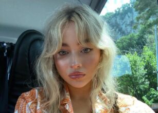 Sabrina Carpenter beklager