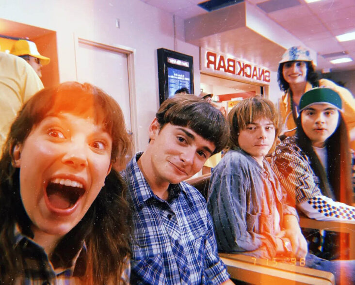 stranger things season 5 duffer brothers strangerthings season 5 st5 premiere dato netflix