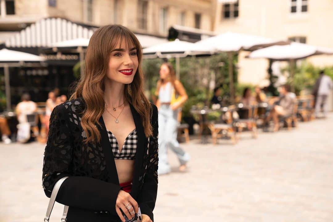emily in paris season 3 lily collins Emily Cooper norge norway 1