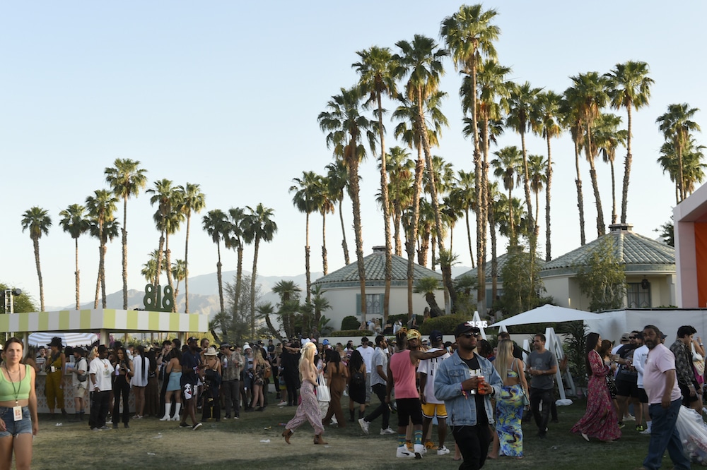 Fyre-festival-2Revolve-beklager-etter-kritikk-mot-Coachella-event