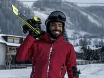 mr and mrs smith sesong 2 reboot 2024 donald glover ski jacket skiing alps norway norge amazon prime video 730no