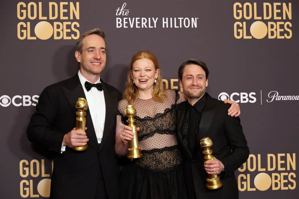 Succession vant fem priser på Golden Globe 2024. Blant annet for beste dramaserie - for tredje gang. Matthew Macfadyen, Sarah Snook og Kieran Culkin vant hver sin pris for sitt skuespill (Amy Sussman/Getty)
