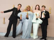 Robert Downey Jr., Da'Vine Joy Randolph, Emma Stone og Cillian Murphy vinner for Oppenheimer, The Holdovers og Poor Things (Jeff Kravitz/FilmMagic)