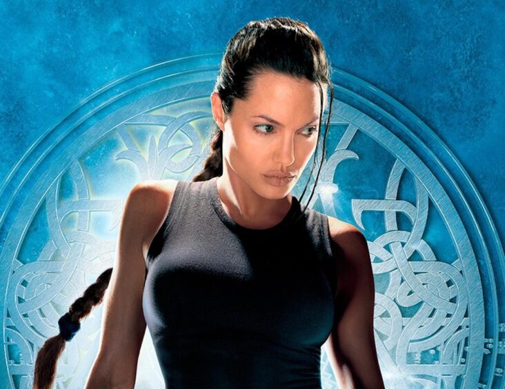 tomb raider lara croft prime video tv-serie sophie turner