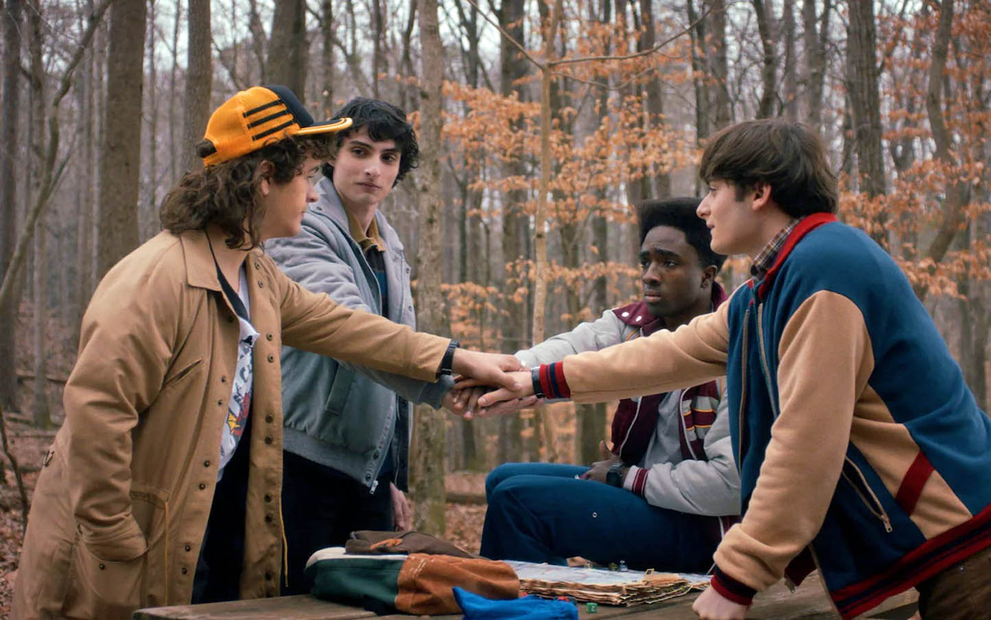 Gaten Matarazzo Dustin Henderso Finn Wolfhard Mike Wheeler Caleb McLaughlin Lucas Sinclair Noah Schnapp Will Byers st5