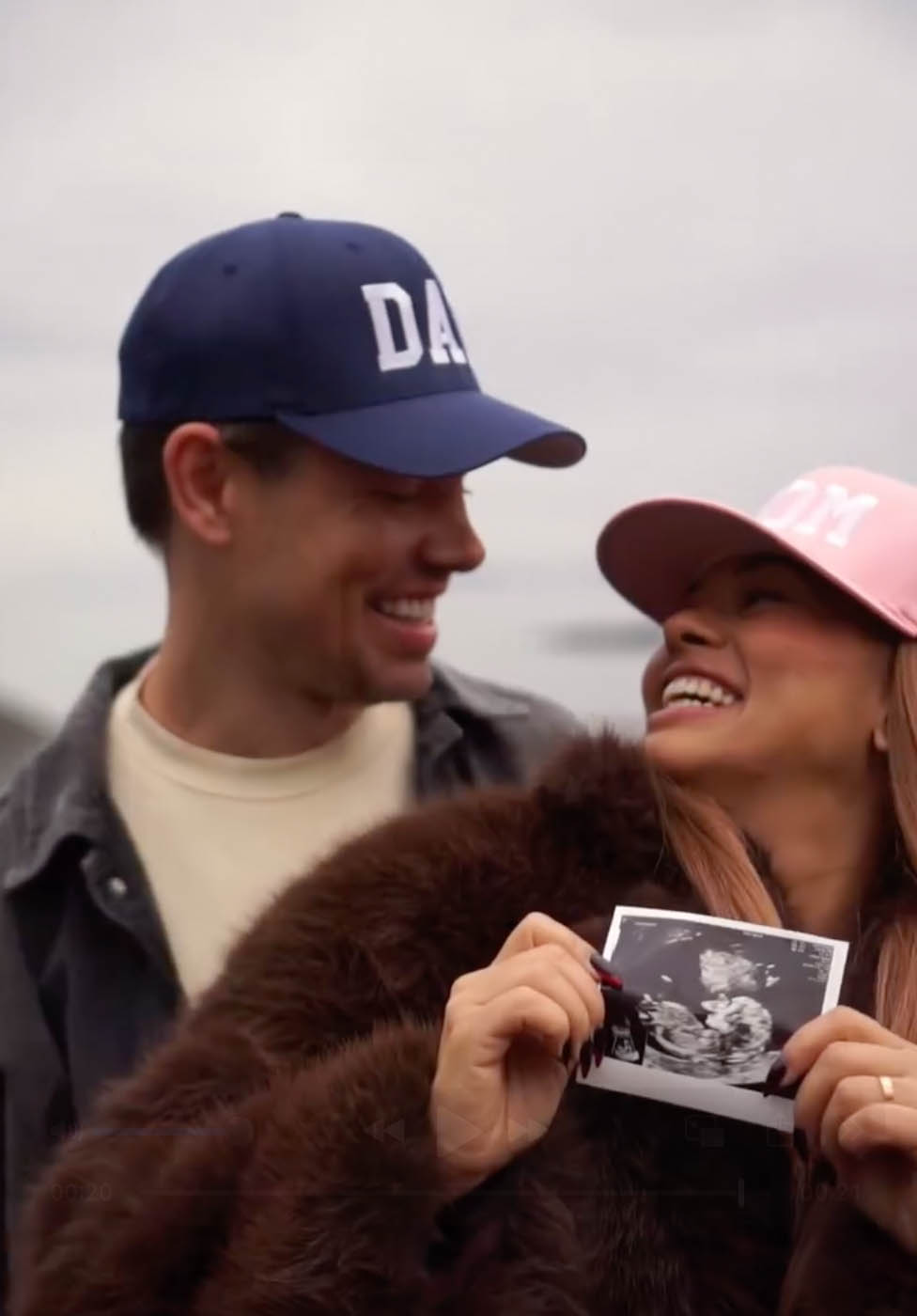 alexandra joner joachim lindbo gravid dad mom instagram