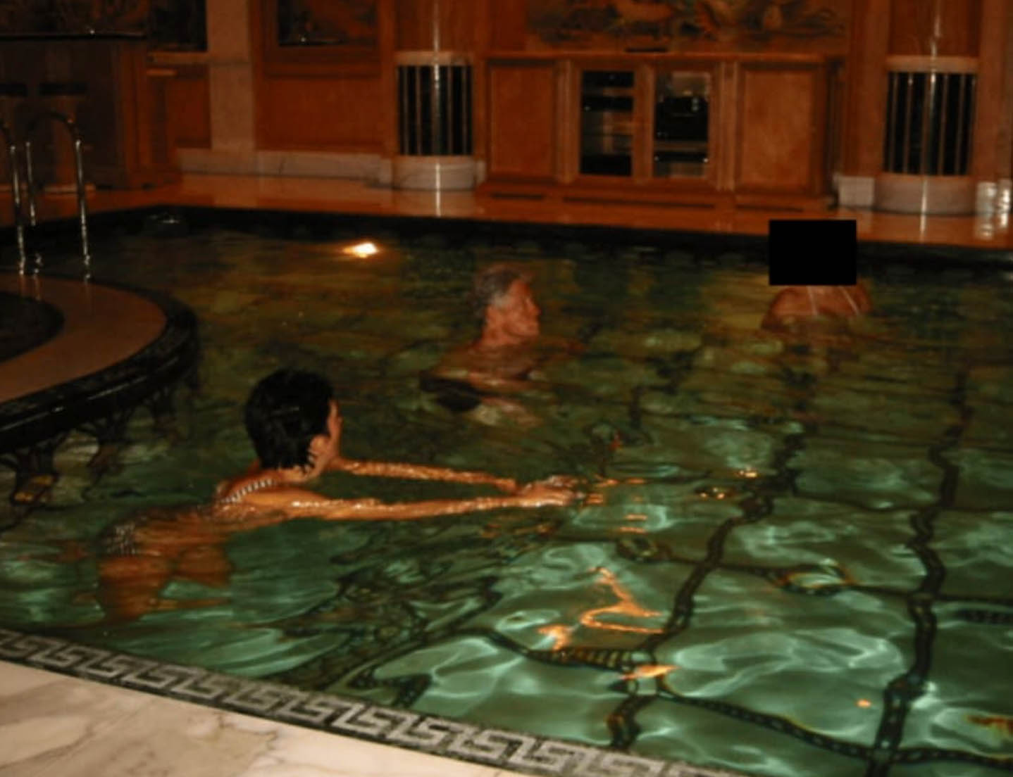 jeffrey epstein bill clinton pool party. jpg