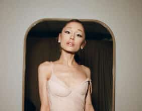ariana grande chicago show hiatus video