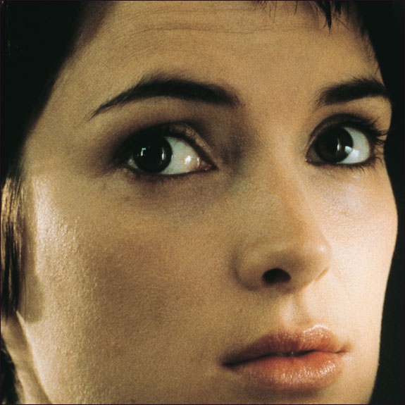 STICKY FINGERS-WINONA FRA GIRL, INTERRUPTED (COLUMBIA PICTURES)