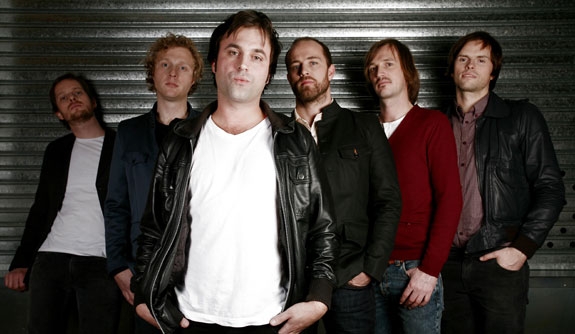 LARS, ESPEN, SIMEN, KRISTIAN, ALEX OG KNUT ALIAS HOWL (ERLE STRØM/EMI)