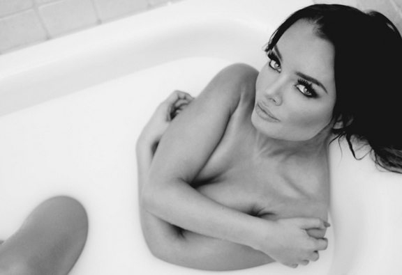 <3 SE 730 SNART FOR SOPHIES NYE MUSIKKVIDEO (MAKEUP: STEPHAN ØIEN, FOTO: JOAKIM KLEVEN)